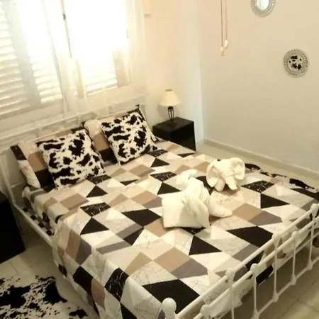 H&o Regina Garden Ap New In Paphos! Apartment