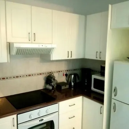 H&o Regina Garden Ap New In Paphos! Apartment